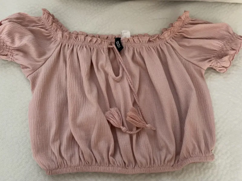 Crop top H&M ne ngjyre roze te lehte