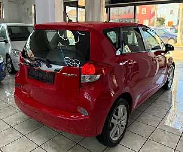 Subaru Trezia 1.4 D4D Automat - Foto 4