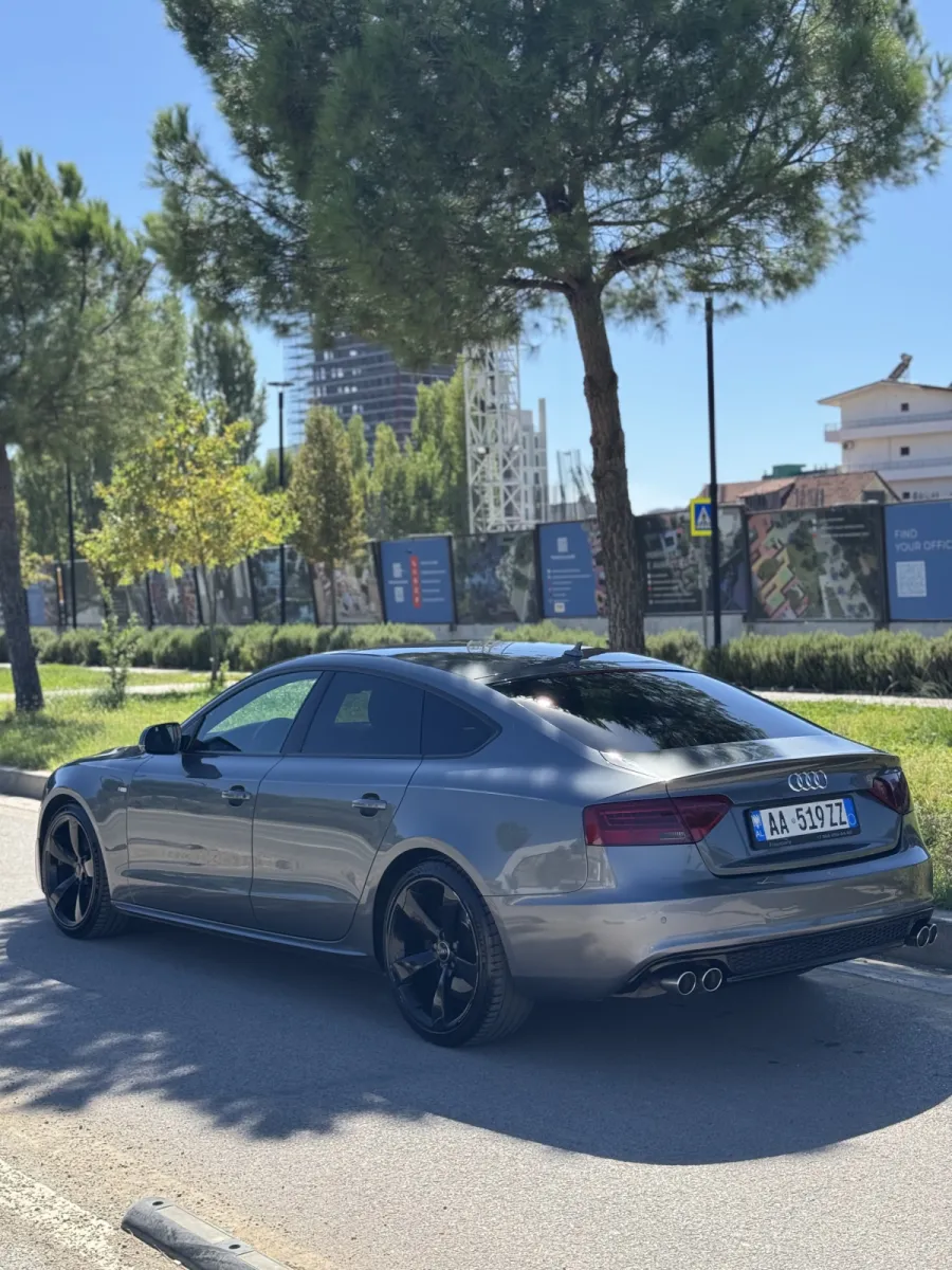 AUDI A5 SPORTBACK EUROPE 2012 - Foto 1