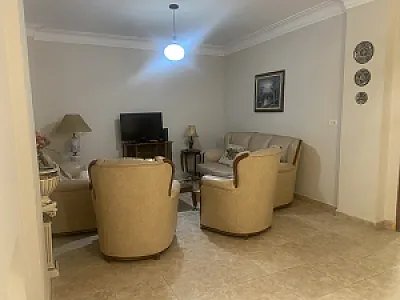 Apartament per qira -Komuna – 65,000 Lek – Tiranë – I mirë — Tiranë - Foto 2