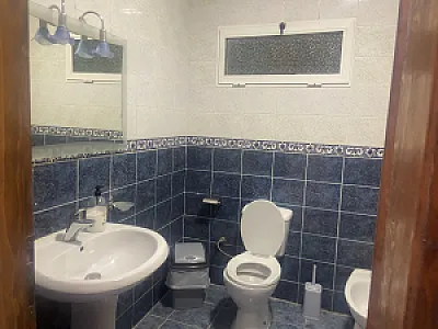 Apartament per qira -Komuna – 65,000 Lek – Tiranë – I mirë — Tiranë - Foto 4