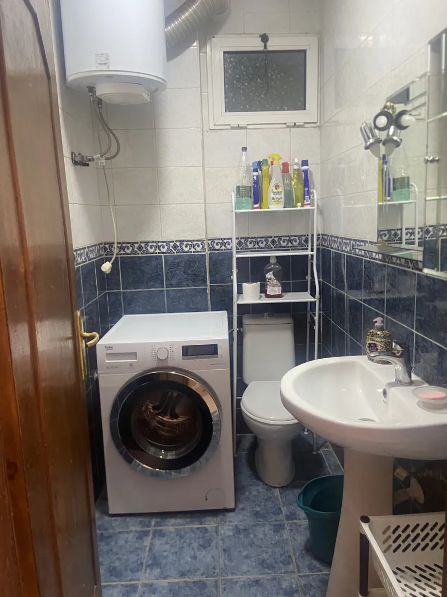 Apartament per qira -Komuna – 65,000 Lek – Tiranë – I mirë — Tiranë - Foto 6