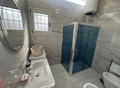 Jepet me qira Shtepi private afatgjate – 350€ – Vlorë — Vlorë - Foto 5