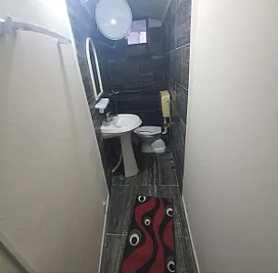 Jepet me qira shtepi private – 250€ – Vlorë – I shkëlqyer — Vlorë - Foto 6