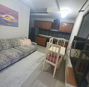 Jepet me qira shtepi private – 250€ – Vlorë – I shkëlqyer — Vlorë - Foto 7