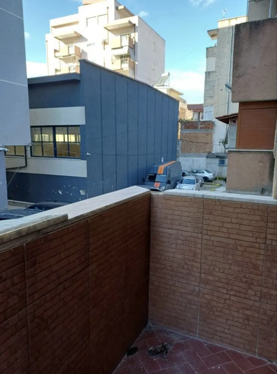 Jepet me qira apartament 3+1 “Afatgjate” – 400€ – Vlorë — Vlorë - Foto 3