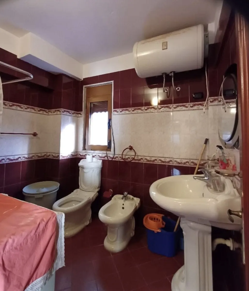 Jepet me qira apartament 3+1 “Afatgjate” – 400€ – Vlorë — Vlorë - Foto 7