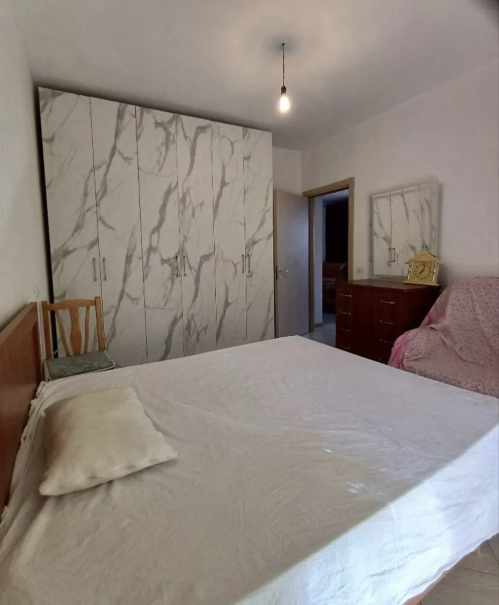 Jepet me qira apartament 1+1 – 30,000 Lek – Vlorë — Vlorë - Foto 4