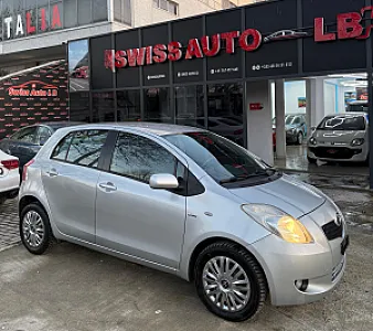 Toyota Yaris 1.4 Nafte Automat 🇨🇭 - Foto 3