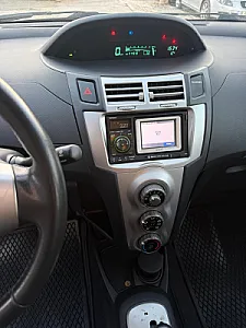 Toyota Yaris 1.4 Nafte Automat 🇨🇭 - Foto 12
