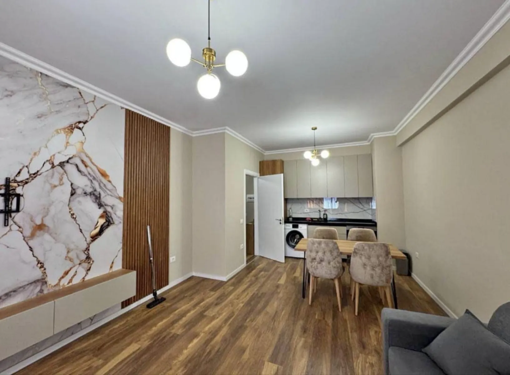 Apartament 1+1 me qira ne urban – 50,000 Lek – Tiranë — Tiranë - Foto 1