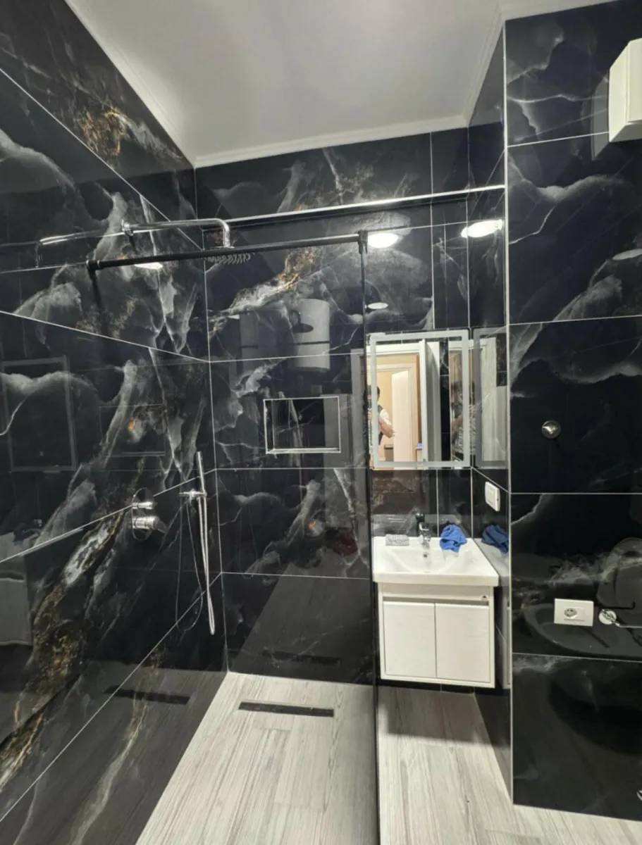 Apartament 1+1 me qira ne urban – 50,000 Lek – Tiranë — Tiranë - Foto 9