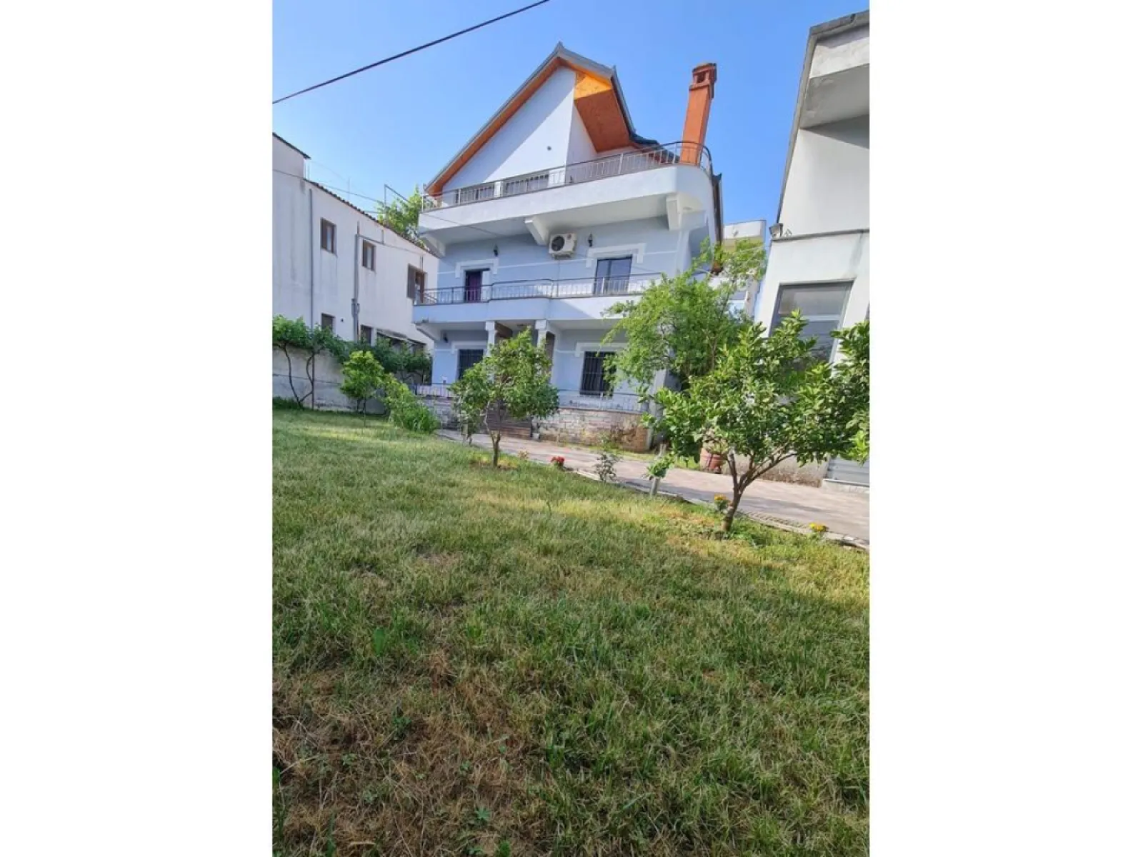 Vilë 3 katëshe me qira, komplesi – 3,500€ – Tirane — Tirane - Foto 6