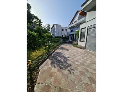 Vilë 3 katëshe me qira, komplesi – 3,500€ – Tirane — Tirane - Foto 10