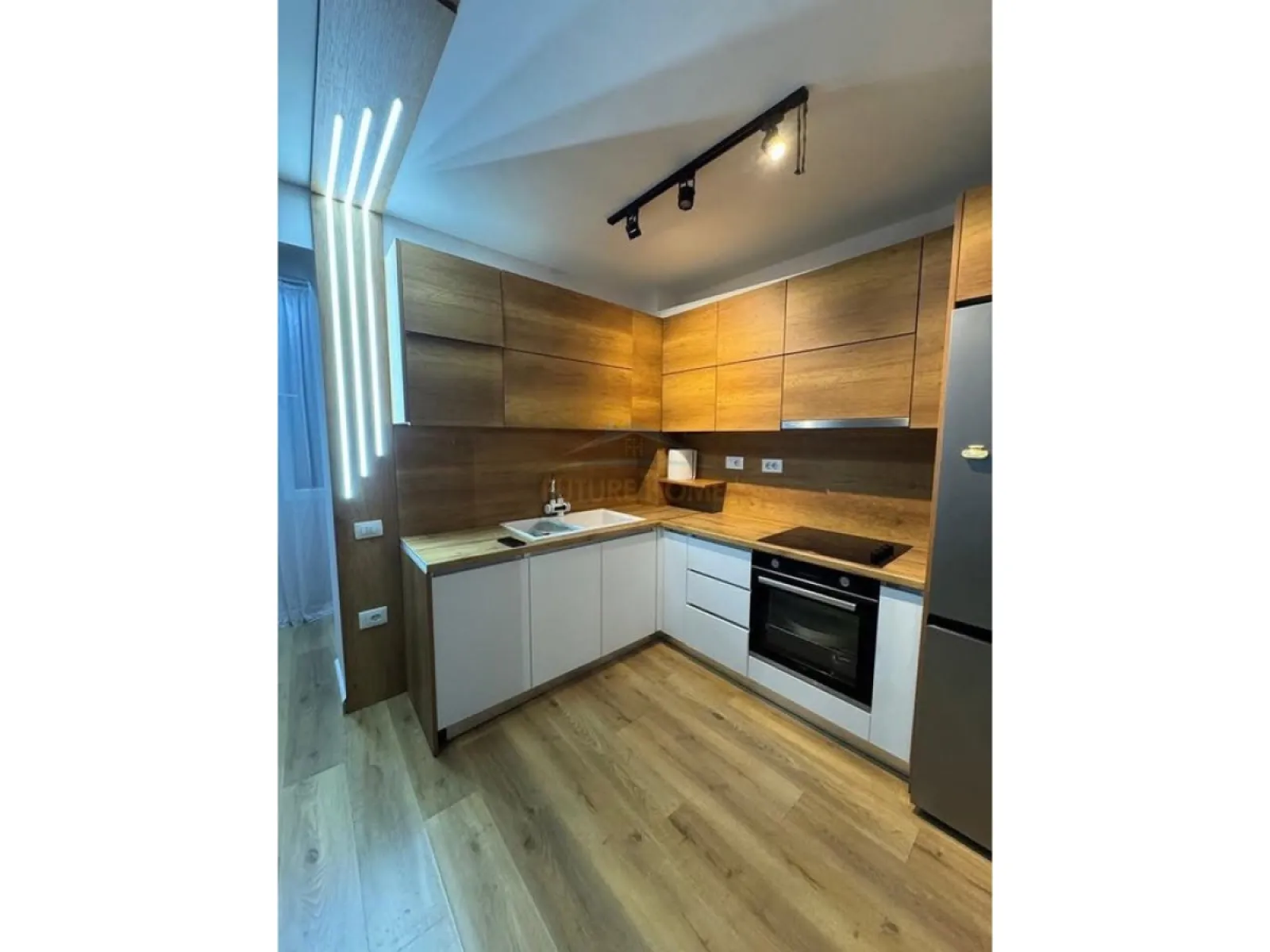 Apartament me qira 2+1+2, Rruga – 700€ – Tirane — Tirane - Foto 3