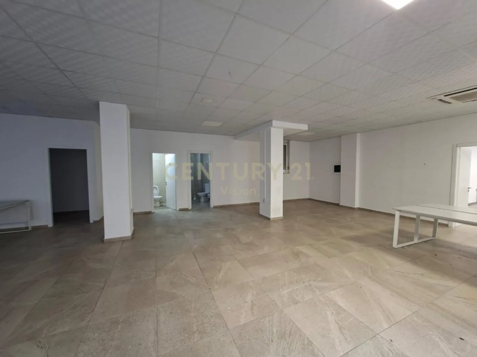 Ambjente biznesi në shitje pranë – 387,000€ – Shkoder — Shkoder - Foto 3