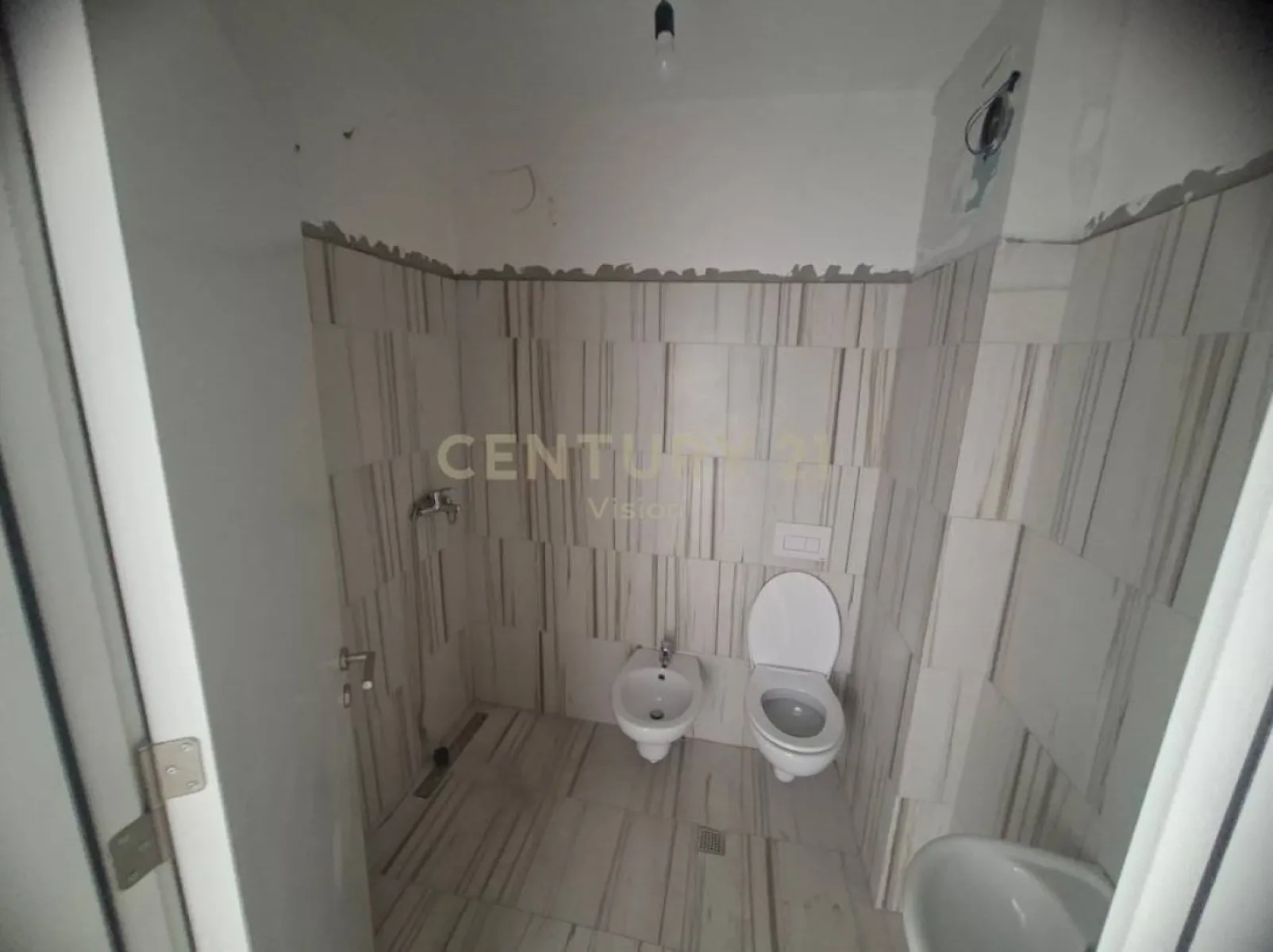 Apartament në shitje 1+1 – 100,000€ – Shengjin – I shkëlqyer — Shengjin - Foto 3