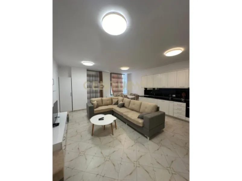 Apartament 2+1+2 në shitje me pamje nga deti në Vollga