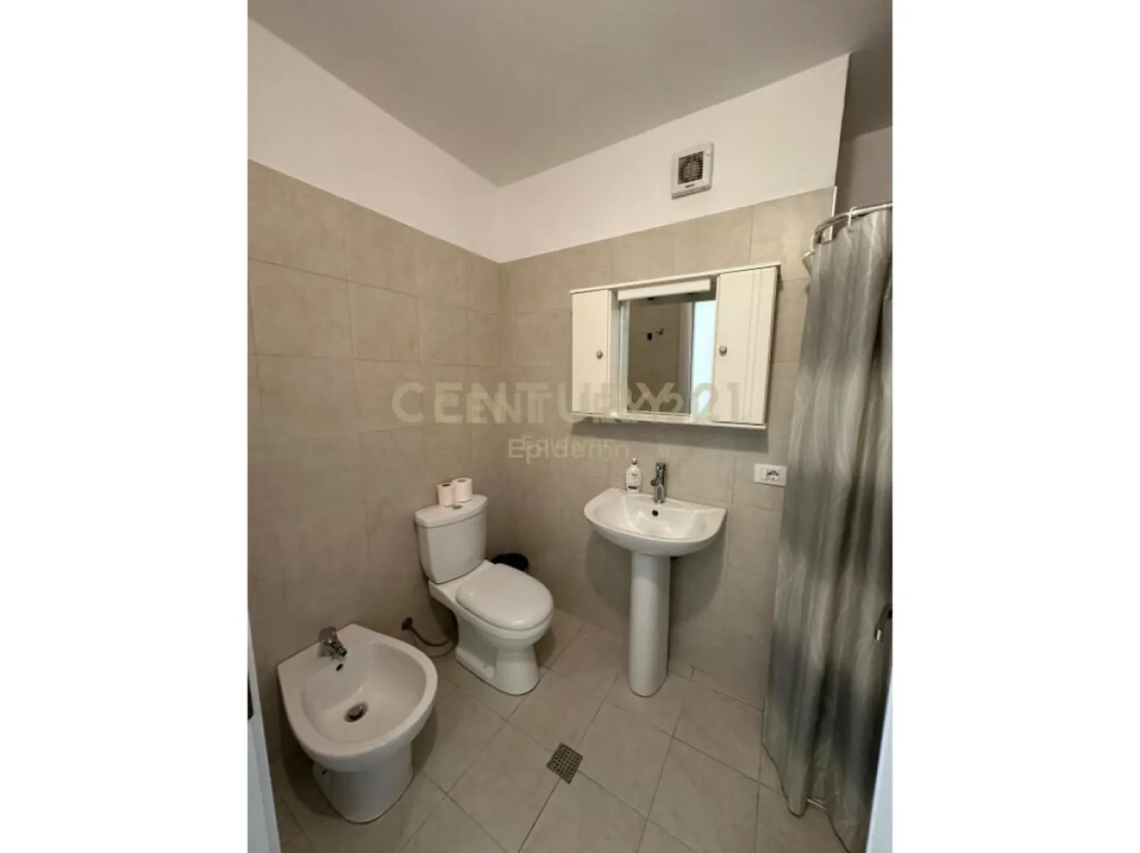 Apartament 2+1+2 në shitje me pamje nga deti – Durres — Durres - Foto 2