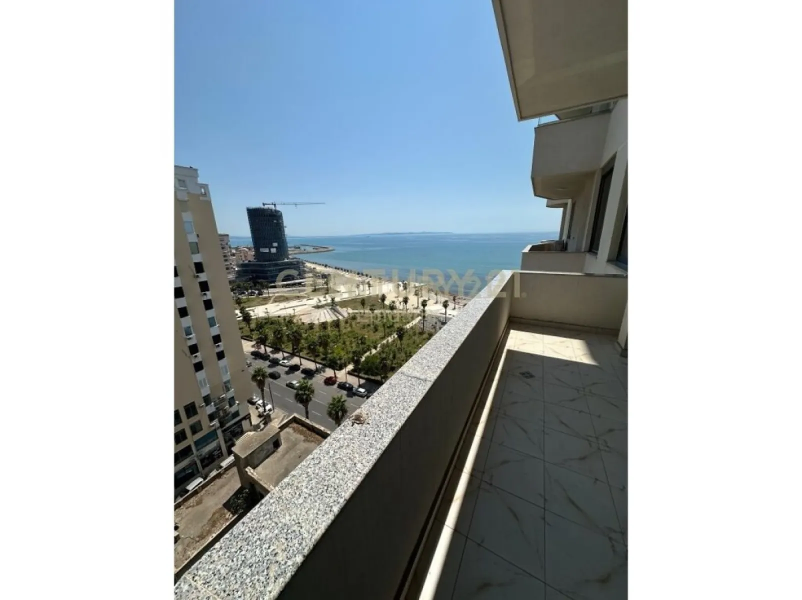 Apartament 2+1+2 me qira dhe pamje – 1,200€ – Durres — Durres - Foto 7