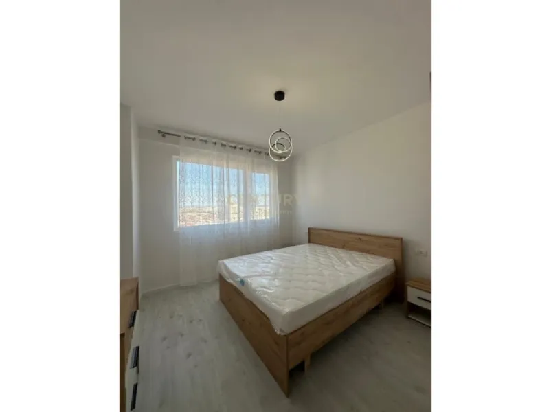 Apartament 3+1+2 me qira, i mobiluar, në katin e 8-të me ashensor