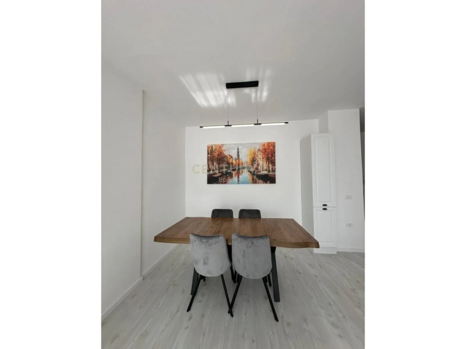 Apartament 3+1+2 me qira, i mobiluar, – 800€ – Durres — Durres - Foto 2
