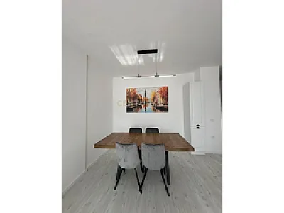 Apartament 3+1+2 me qira, i mobiluar, – 800€ – Durres — Durres - Foto 2