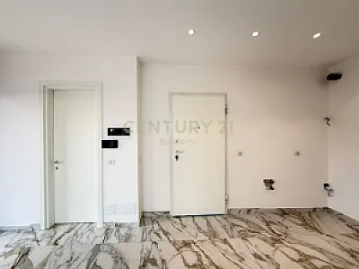 1+1 Apartament Premium Me Qira – 1,300€ – Tiranë — Tiranë - Foto 3