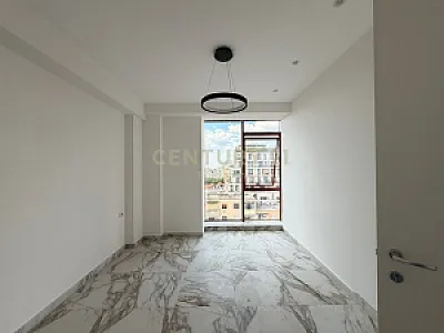 1+1 Apartament Premium Me Qira – 1,300€ – Tiranë — Tiranë - Foto 6