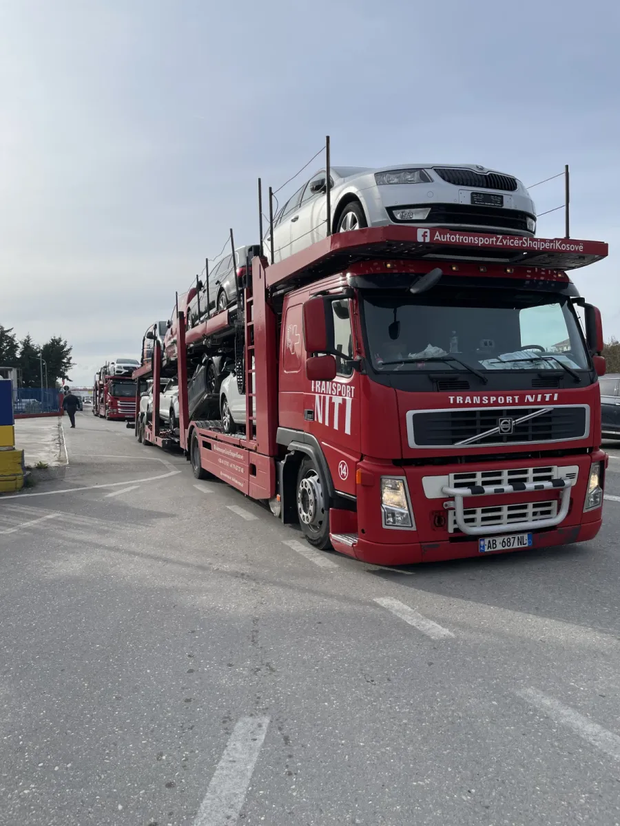 Shitet Volvo Fm 440 Euro5 2010 – 25,000€ – Durrës – Si i ri — Durrës - Foto 3