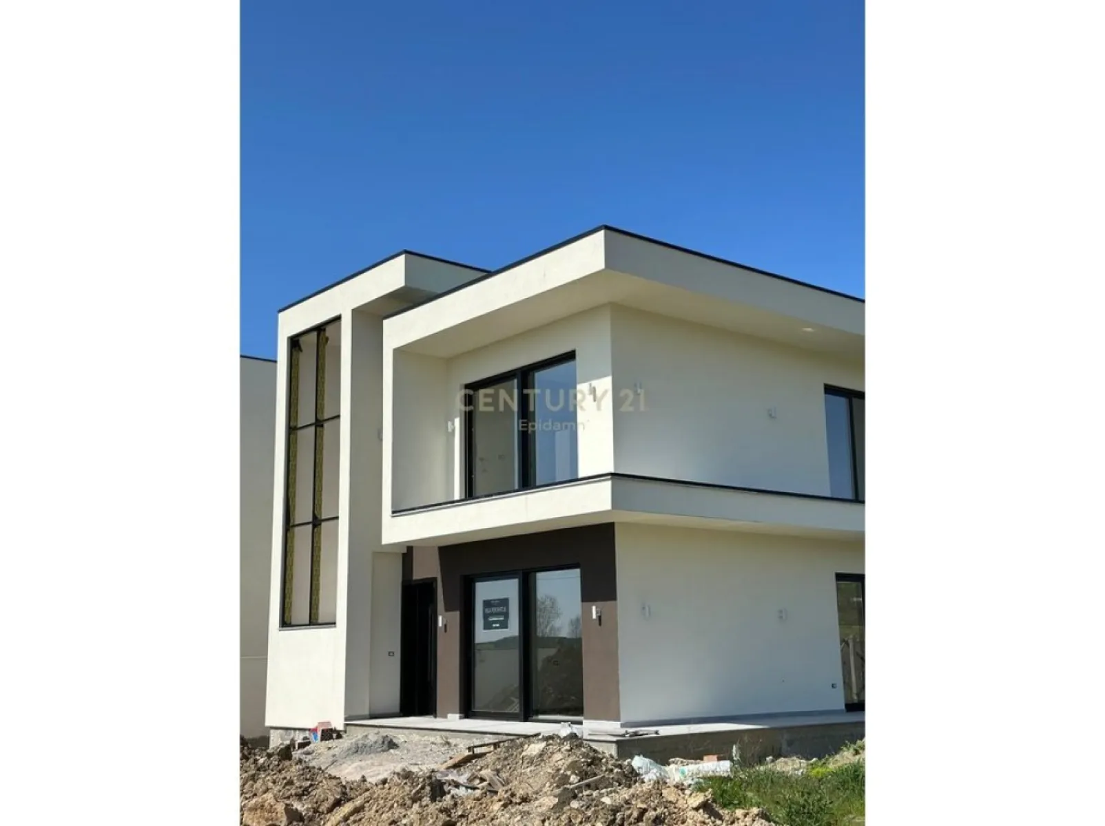 Vilë Individuale me Pishinë – 340,000€ – Durres — Durres - Foto 2
