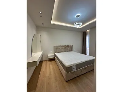 Apartament Luksoz 2+1+2 në Zogu – 345,000€ – Tiranë – I mirë — Tiranë - Foto 1