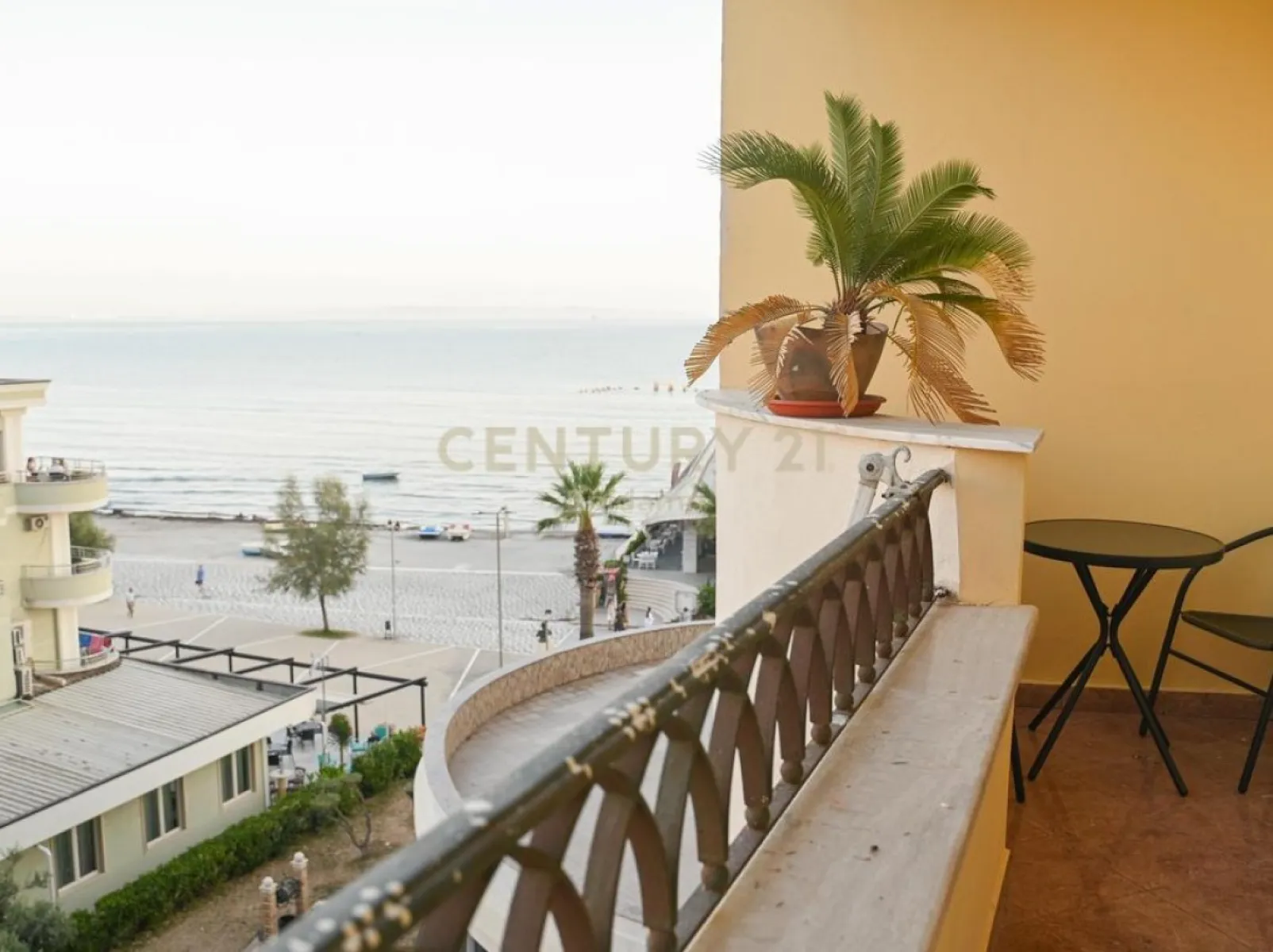 Apartament 2+1+2 me Qera – Mobiluar, – 900€ – Durres — Durres - Foto 5