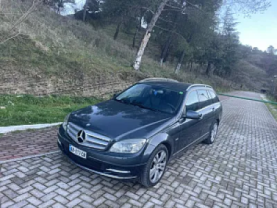 Makina me qira komode dhe ekonomike – Gjirokastër — Gjirokastër - Foto 1