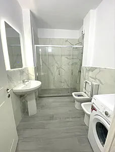 Apartament pushimi i ri me pamje nga deti – Vlorë — Vlorë - Foto 4