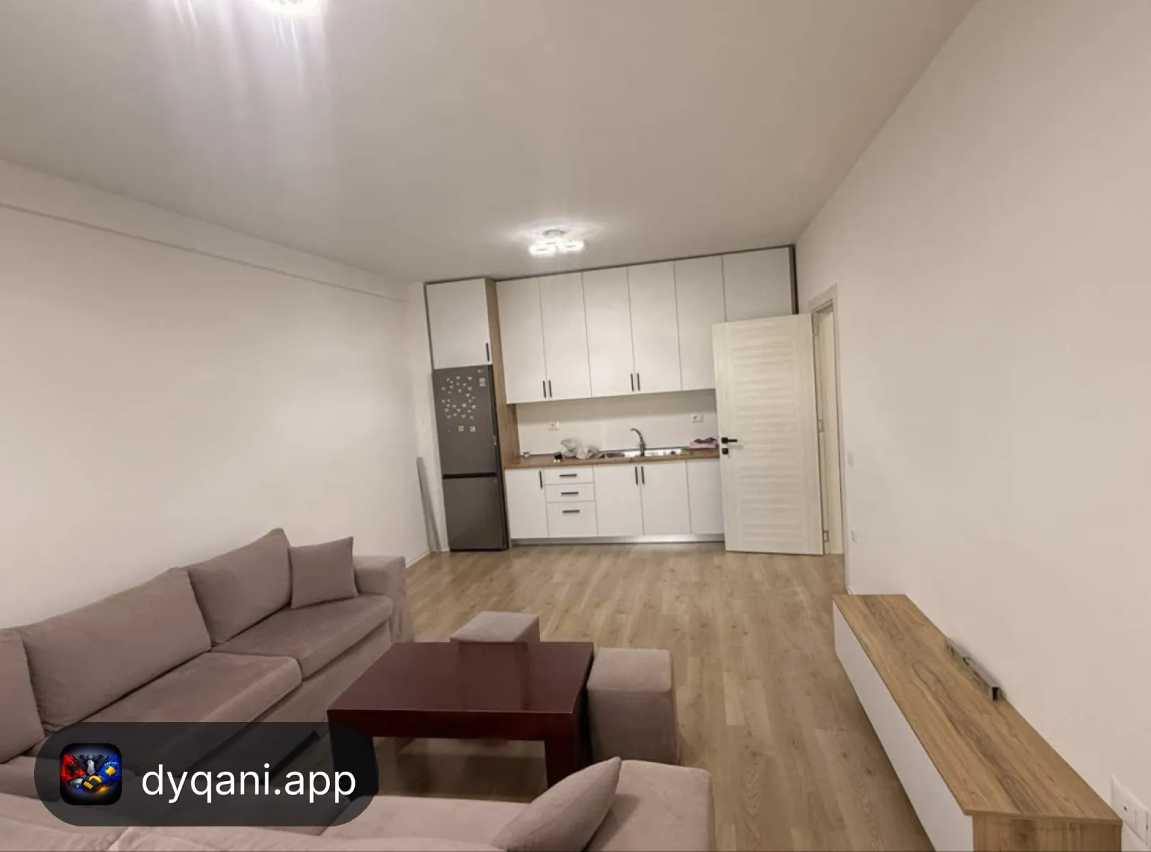 Jepet apartament 1+1 me qera – 35,000 Lek – Tiranë – I mirë — Tiranë - Foto 2