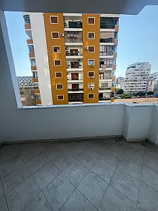 Shitet apartament 2+1 120 m2 – 140,000€ – Durrës – I mirë — Durrës - Foto 8