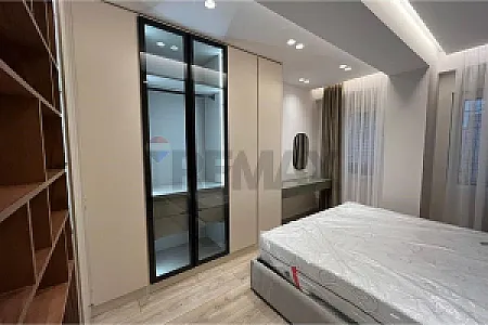 Apartament luksoz 3+1 me qira – 1,500€ – Tiranë – I mirë — Tiranë - Foto 3