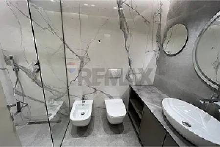 Apartament luksoz 3+1 me qira – 1,500€ – Tiranë – I mirë — Tiranë - Foto 10