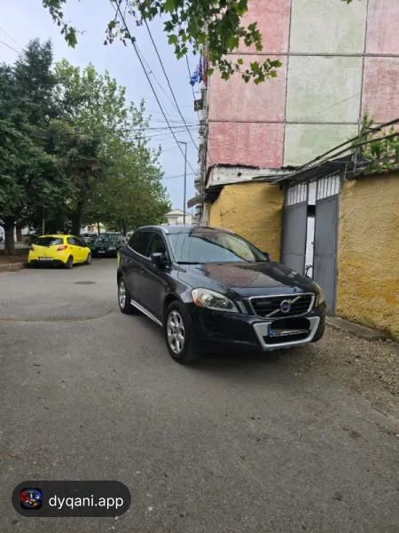 Volvo Xc60 D3 2.0 nafte 2010 – 8,000€ – Tiranë – I shkëlqyer — Tiranë