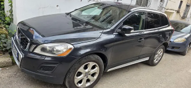 Volvo Xc60 D3 2.0 nafte 2010 – 8,000€ – Tiranë – I shkëlqyer — Tiranë - Foto 6