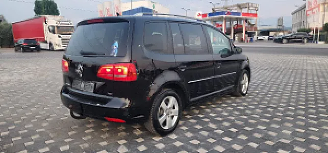 Vw touran 2014 automat 1.4 tsi – 6,900 Lek – Elbasan — Elbasan - Foto 2