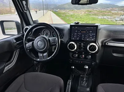 Shitet Jeep Wrangler 2015 3.6 benzine – Berat – I shkëlqyer — Berat - Foto 4