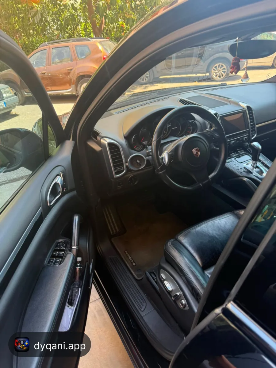 Porsche 3.6 benzine 2012 me pjesë – 1.2M Lek – Tiranë — Tiranë - Foto 8
