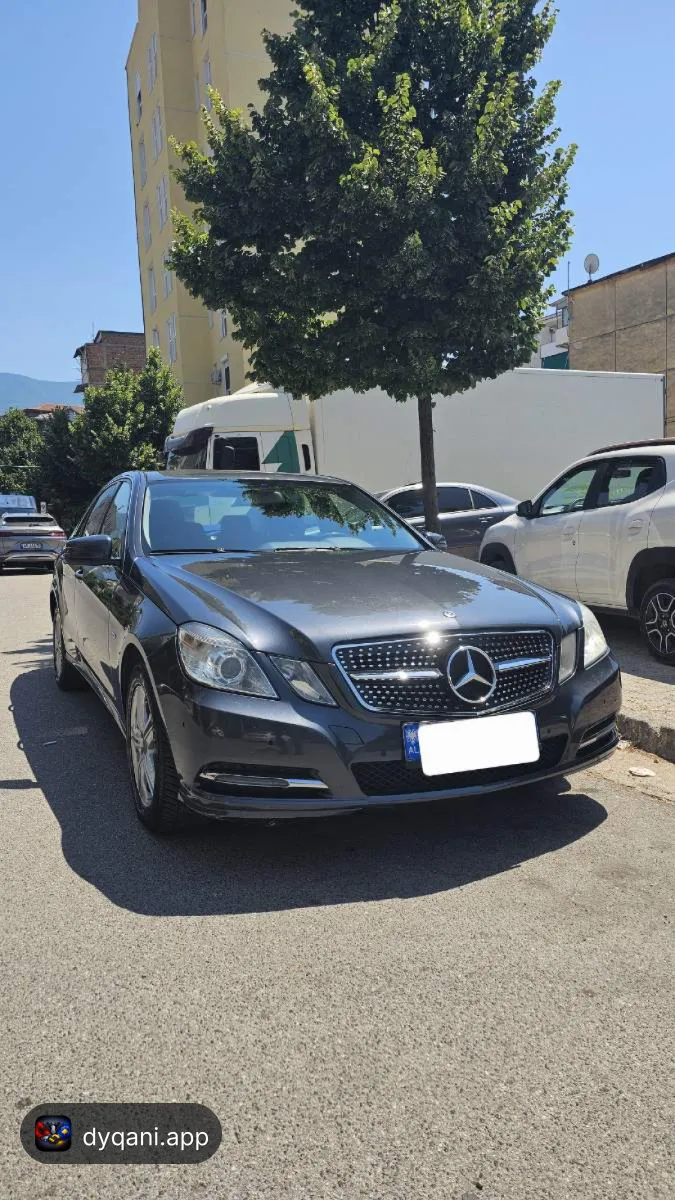 Mercedes Benz E Class W212 2.2 nafte 2009 – Tiranë — Tiranë - Foto 2