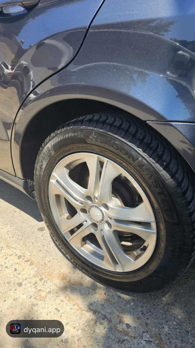 Mercedes Benz E Class W212 2.2 nafte 2009 – Tiranë — Tiranë - Foto 7