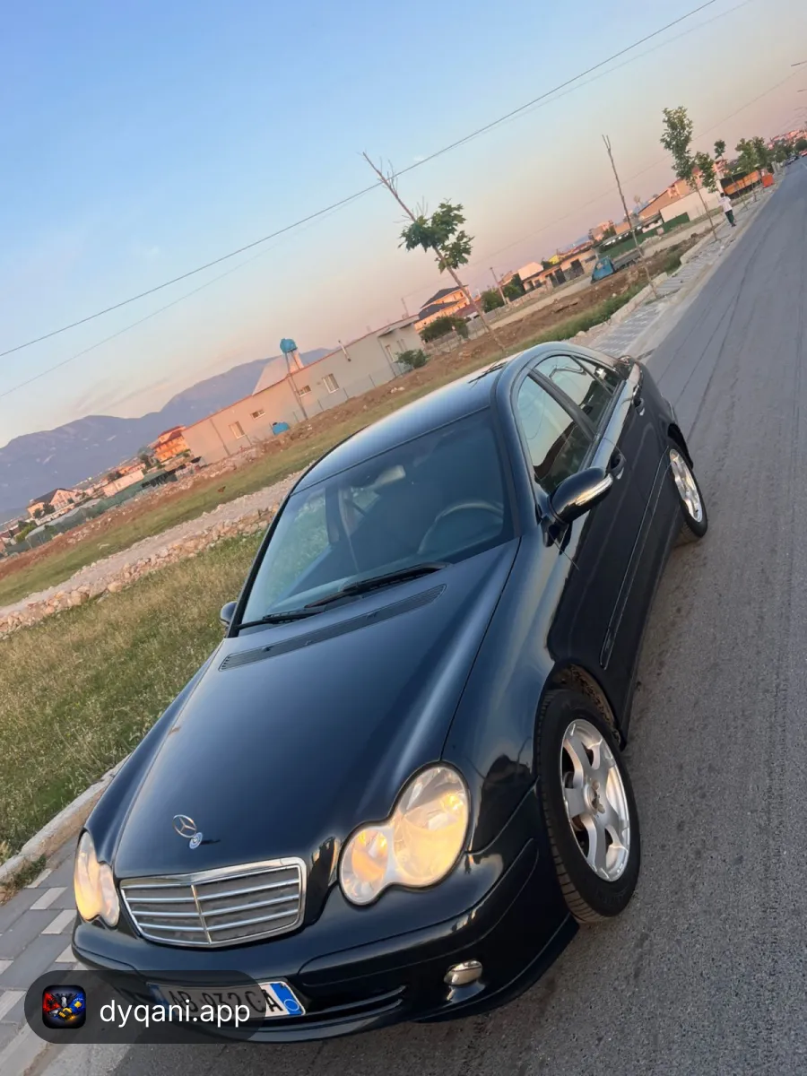 Mercedes Benz W203 C180 Kompresor – 3,500 Lek – Tiranë — Tiranë - Foto 3