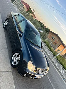 Mercedes Benz W203 C180 Kompresor – 3,500 Lek – Tiranë — Tiranë - Foto 4