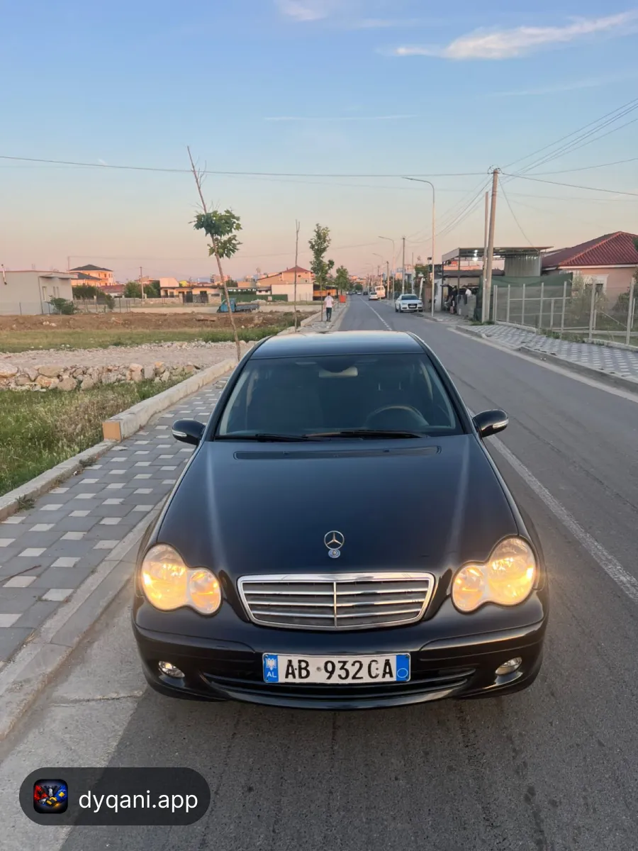 Mercedes Benz W203 C180 Kompresor – 3,500 Lek – Tiranë — Tiranë - Foto 6