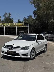 Makinë me qira c220 naftë automatike – Durrës – I shkëlqyer — Durrës - Foto 1